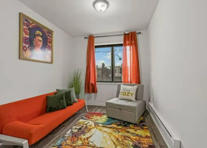 Urban Chic Apartments Near Center City